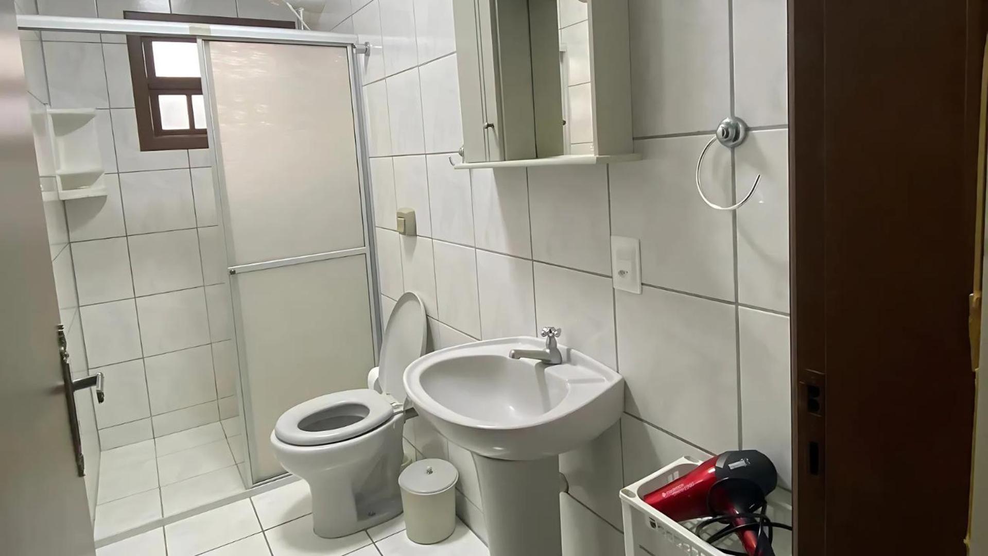 Casa Em Bombinhas Almeida E Moraes Perto Da Praia Esterno foto